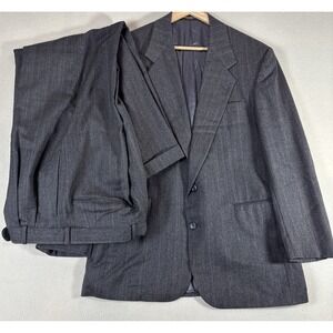 H Freeman & Son 2 Piece Suit Mens 42 33X0 Gray Herringbone Overcheck Vintage USA